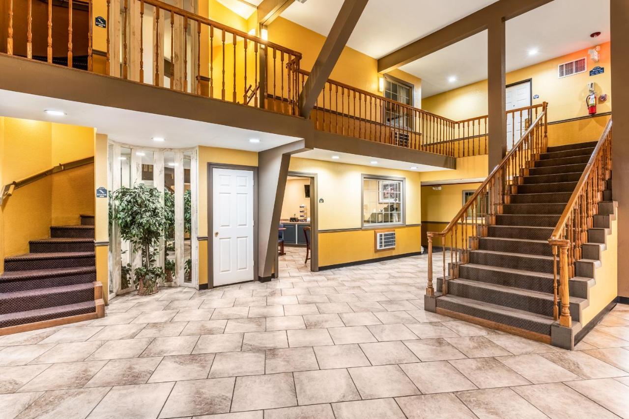 Americas Best Value Inn Серсі Екстер'єр фото
