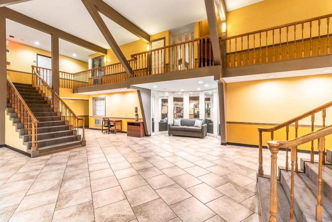 Americas Best Value Inn Серсі Екстер'єр фото